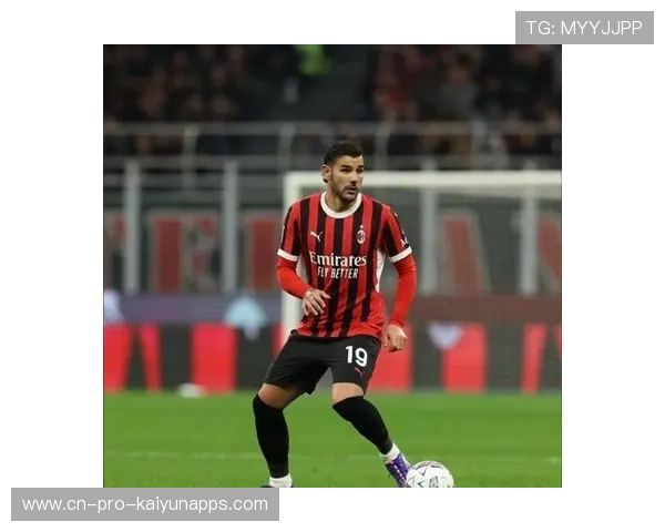 AC米兰压迫节奏有条不紊,特奥前插时机把握精准