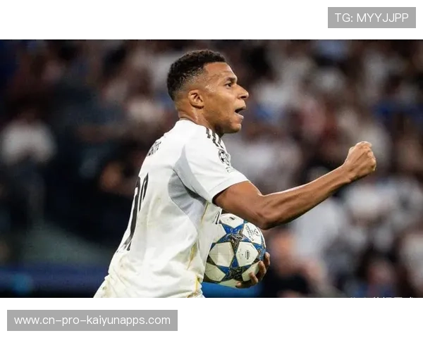 世界杯姆巴佩带球突入禁区连续晃动制造机会 世界杯姆巴佩带球突入禁区连续晃动制造机会