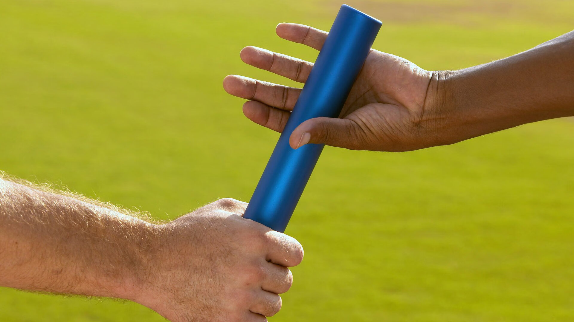 开云体育官方入口-女篮姑娘的坚持成为全国榜样，女篮好样的